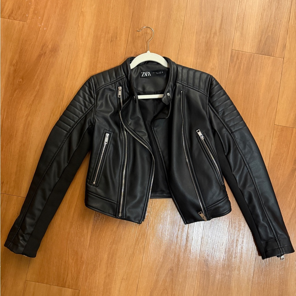 Zara Women's Black Biker Leather Jacket